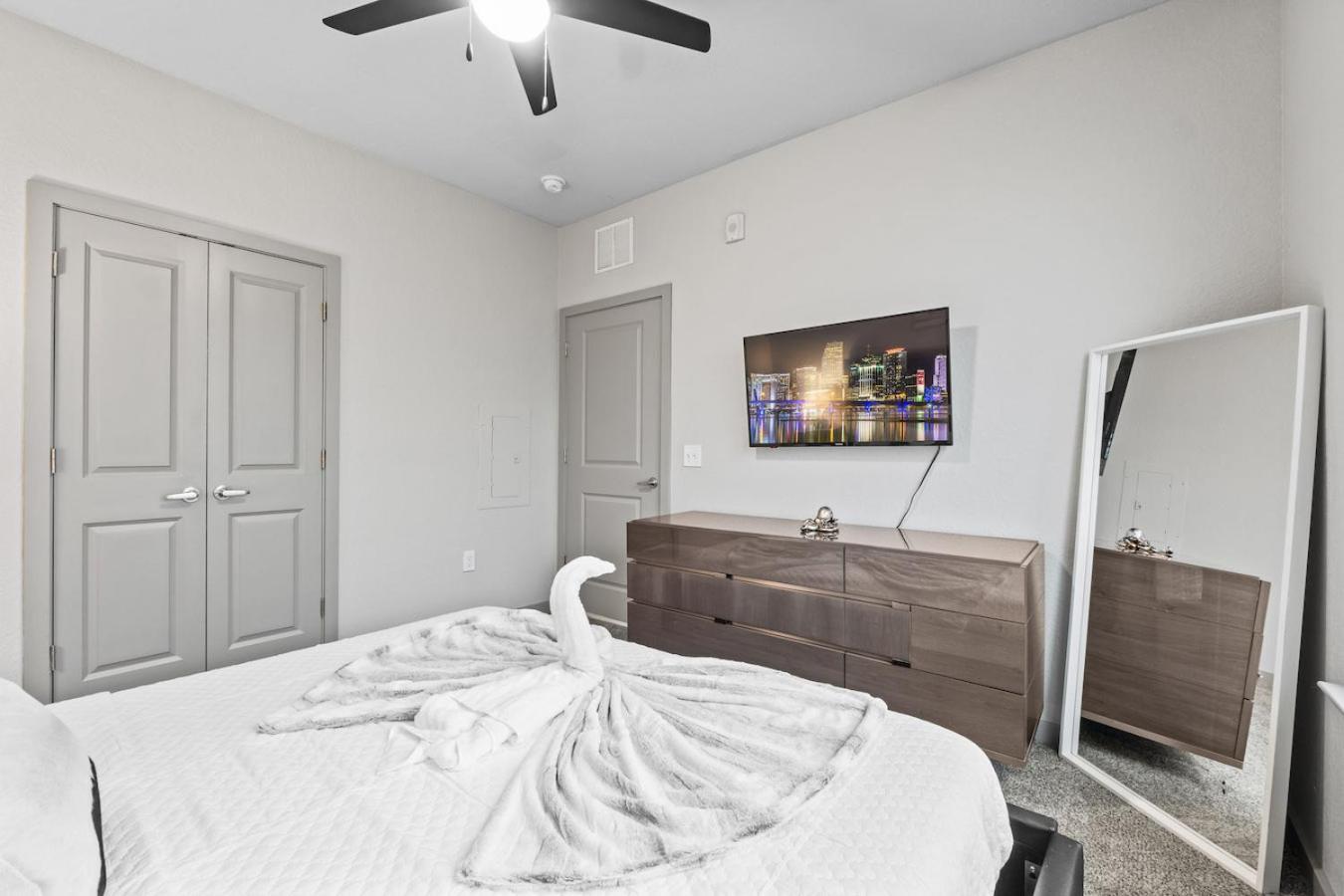 Tropicana Field 1 Bed In Downtown St Pete With Free Parking Sankt Petersburg Exterior foto